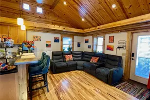 320 15th Ave, Menomonie, WI 54751 - Photo 7