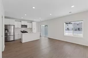 628 Franklin St, Warren Township, WI 54023 - Photo 5