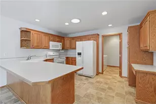 2208 Cattail Way, Hudson, WI 54016 - Photo 7