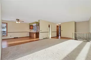 440 S River Hills Rd, River Falls, WI 54022 - Photo 11