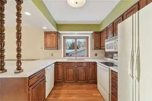 440 S River Hills Rd, River Falls, WI 54022 - Photo 3