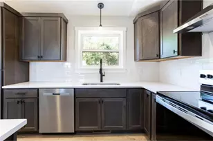 949 Riverdale Ct, Star Prairie Township, WI 54025 - Photo 9