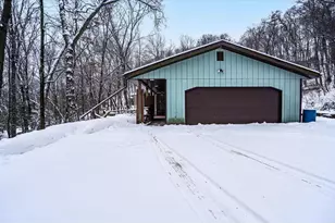 2548 Woodhaven Rd, Eau Claire, WI 54703 - Photo 7