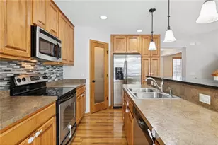 489 Canyon Blvd, Hudson, WI 54016 - Photo 7