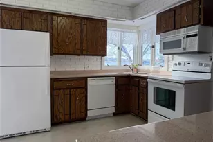1222 W Fourth St, New Richmond, WI 54017 - Photo 5