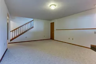 412 Lee St, Durand, WI 54736 - Photo 25