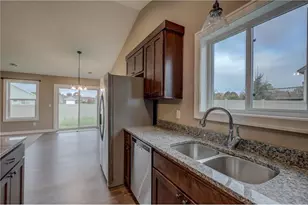 1343 Creekwood Dr, New Richmond, WI 54017 - Photo 29