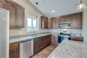 1343 Creekwood Dr, New Richmond, WI 54017 - Photo 31