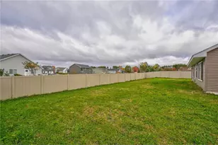 1343 Creekwood Dr, New Richmond, WI 54017 - Photo 61