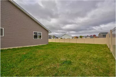 1343 Creekwood Drive, New Richmond, WI 54017 - Photo 53