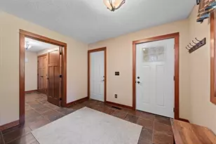 667 Red Maple Ln, Hudson Township, WI 54016 - Photo 25