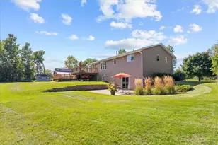 667 Red Maple Ln, Hudson Township, WI 54016 - Photo 59