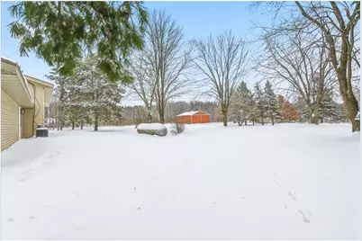 1735 Highway 63, New Richmond, WI 54017 - Photo 39