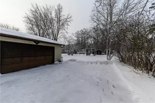 1520 9th St, Eau Claire, WI 54703 - Photo 5