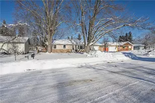 550 Roland St, Chippewa Falls,  54729 - Photo 5