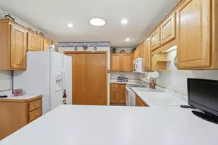 416 Raymond St, Somerset, WI 54025 - Photo 7