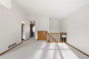 706 Fox Tree Ln, Hudson, WI 54016 - Photo 5