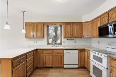 706 Fox Tree Lane, Hudson, WI 54016 - Photo 15