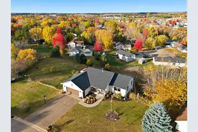 1533 Hallewood Boulevard, New Richmond, WI 54017 - Photo 33