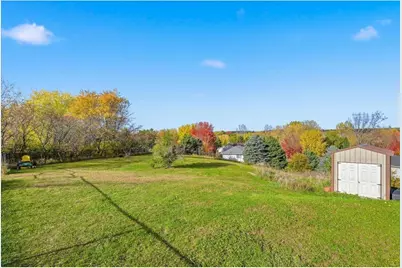 1533 Hallewood Boulevard, New Richmond, WI 54017 - Photo 31