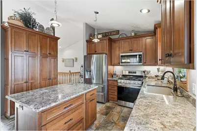 1533 Hallewood Boulevard, New Richmond, WI 54017 - Photo 13