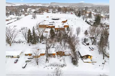 1015 W Maple Street, River Falls, WI 54022 - Photo 37