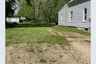 1109 3rd Street, Menomonie, WI 54751 - Photo 3