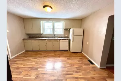 1109 3rd Street, Menomonie, WI 54751 - Photo 3