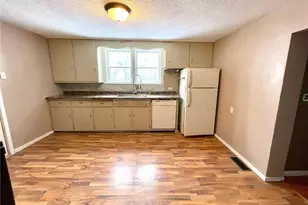 1109 3rd St, Menomonie, WI 54751 - Photo 3