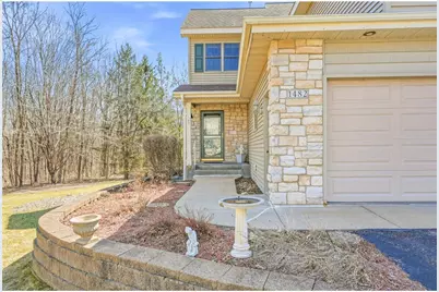 1482 Riverside Drive #1482, River Falls, WI 54022 - Photo 3
