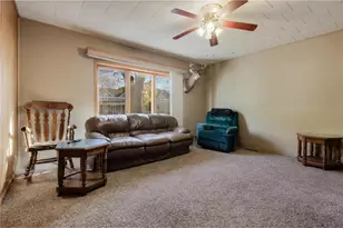 804 E Prospect St, Durand, WI 54736 - Photo 17