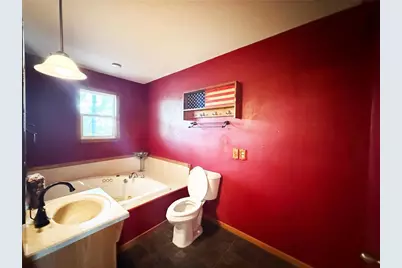 911 Radcliffe Avenue, Altoona, WI 54720 - Photo 13