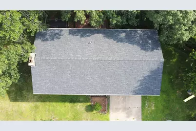 911 Radcliffe Avenue, Altoona, WI 54720 - Photo 7