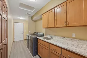 85 Deerwood Ct, Hudson, WI 54016 - Photo 17