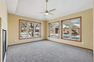 85 Deerwood Ct, Hudson, WI 54016 - Photo 17