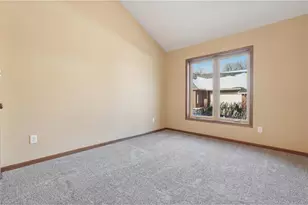 85 Deerwood Ct, Hudson, WI 54016 - Photo 15