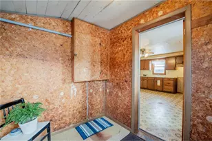 606 W Brown St, Augusta, WI 54722 - Photo 5