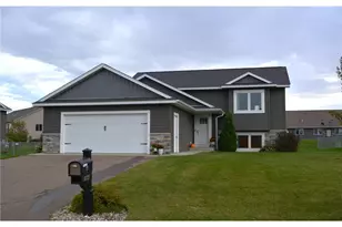 1642 Beaver Way, New Richmond, WI 54017 - Photo 33