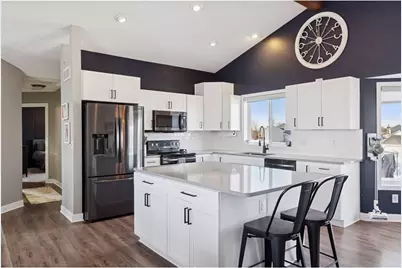 1546 Mallard Avenue, Baldwin, WI 54002 - Photo 3