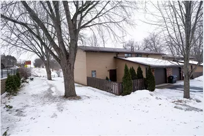434 E 11th Street #L, New Richmond, WI 54017 - Photo 33