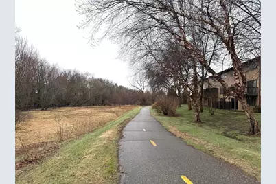 434 E 11th Street #L, New Richmond, WI 54017 - Photo 25