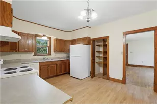 103 S Sixth St, River Falls, WI 54022 - Photo 11