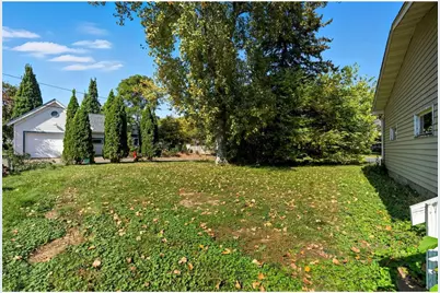 103 S 6th Street, River Falls, WI 54022 - Photo 33