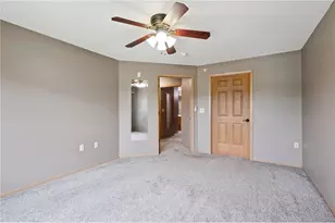 935 Ferndale Street, Maplewood, MN 55119 - Photo 27