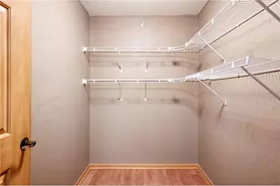 935 Ferndale Street, Maplewood, MN 55119 - Photo 9