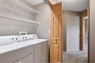 935 Ferndale Street, Maplewood, MN 55119 - Photo 33