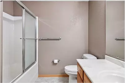 935 Ferndale Street #302, Maplewood, MN 55119 - Photo 31