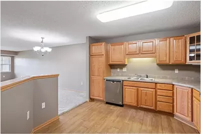 935 Ferndale Street #302, Maplewood, MN 55119 - Photo 19