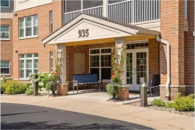 935 Ferndale Street #302, Saint Paul, MN 55119 - Photo 57