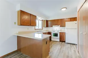 472 Lawrence St, Prescott, WI 54021 - Photo 19